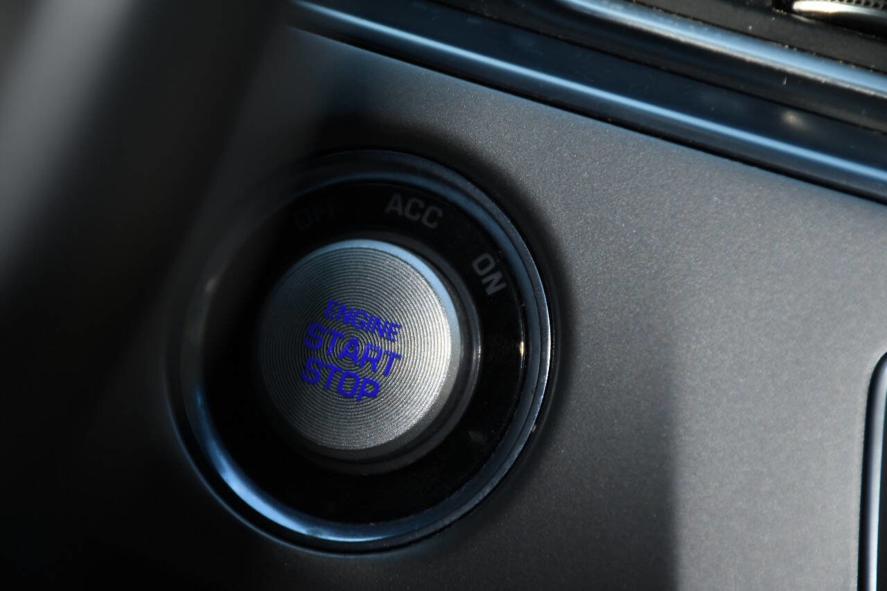 Used 2015 Hyundai Sonata Limited w/ Option Group 05 image 35