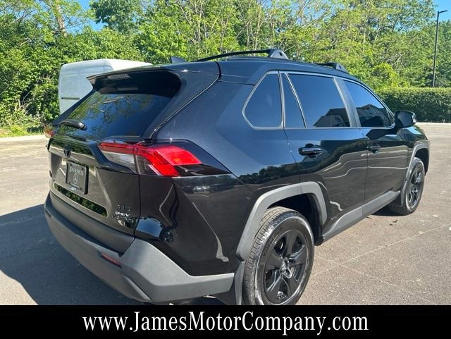 Used 2025 Toyota RAV4 XLE w/ Convenience Package AWD/4WD image 5