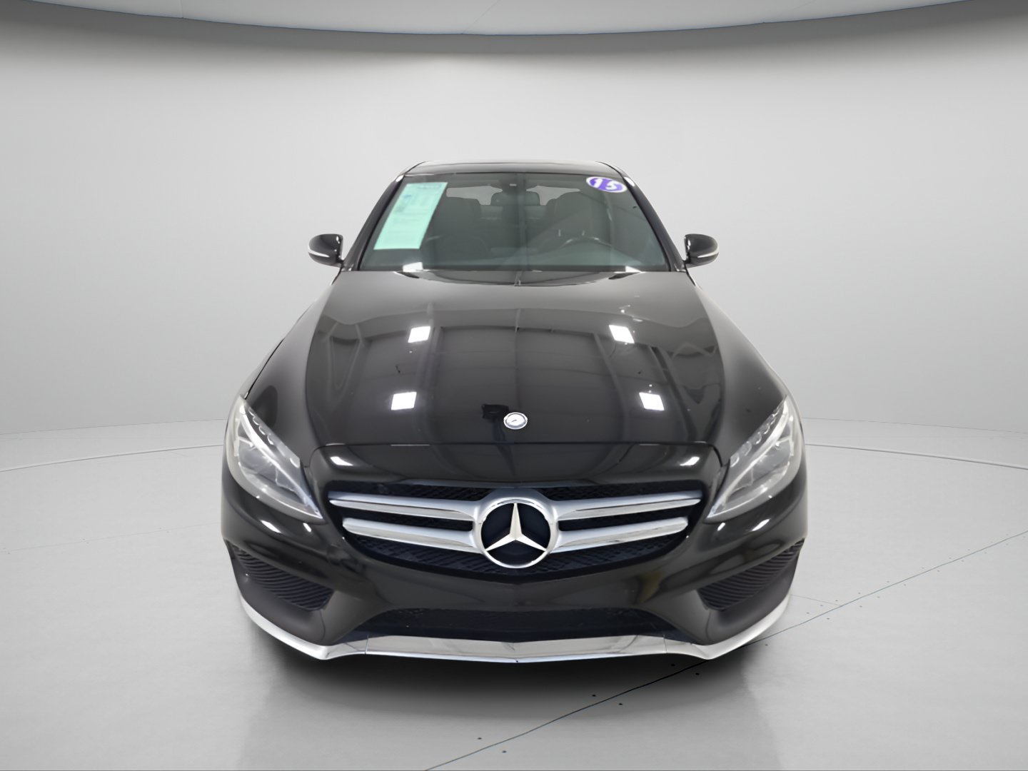 Used 2015 Mercedes-Benz C 300 4MATIC Sedan image 2