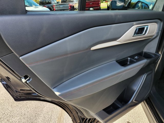 New 2026 Ford Explorer Active image 32