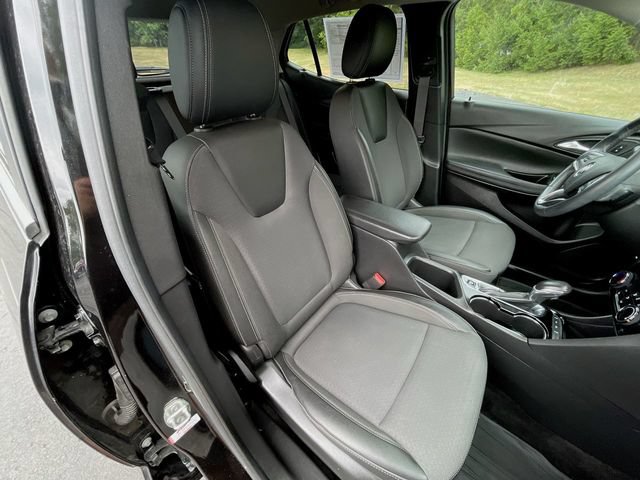 Used 2023 Buick Encore GX Preferred w/ Cold Weather Comfort Package AWD/4WD image 26