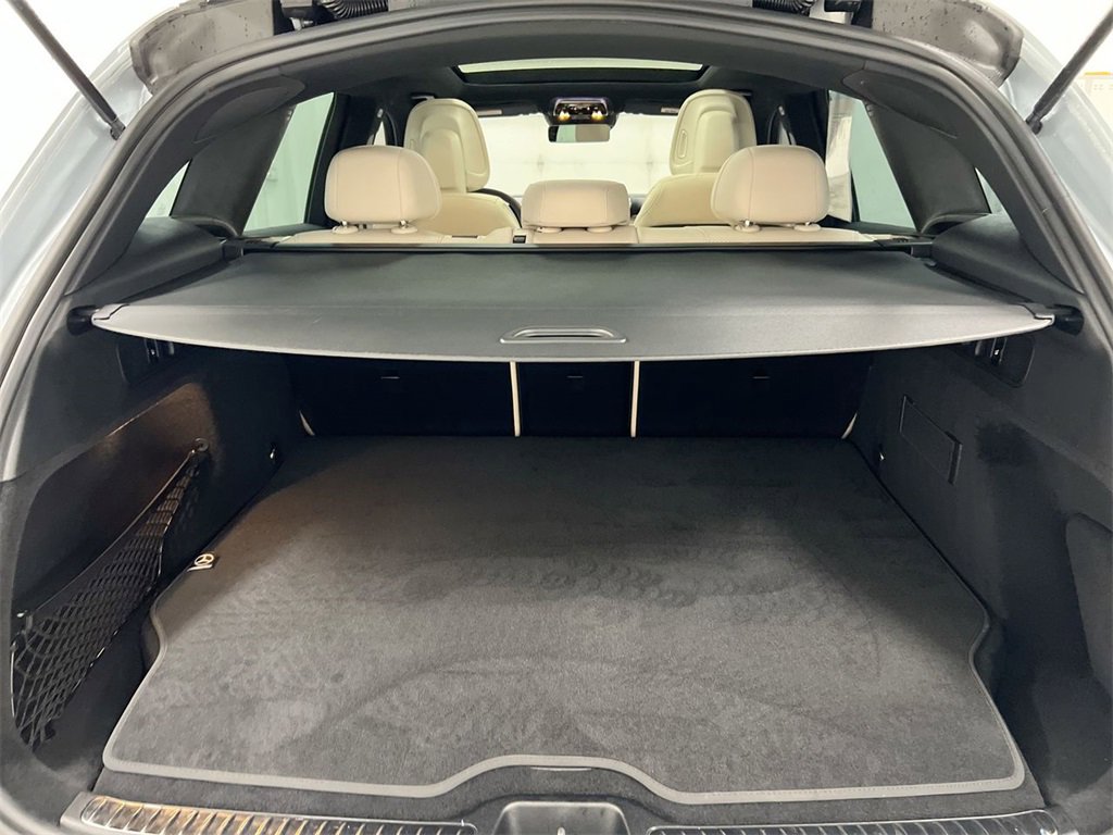 Used 2025 Mercedes-Benz GLC 350e 4MATIC image 25