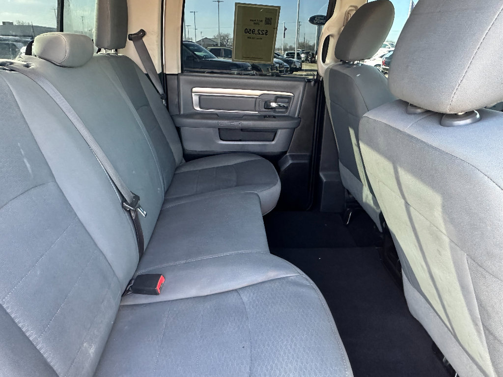 Used 2015 RAM 2500 SLT image 30