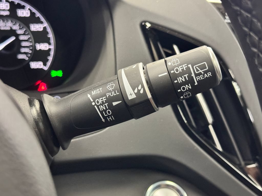 Used 2025 Acura RDX SH-AWD image 24