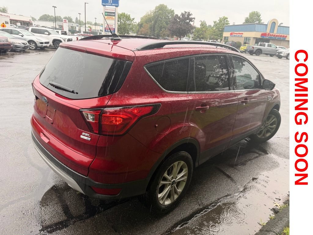 Used 2019 Ford Escape SEL AWD/4WD image 9