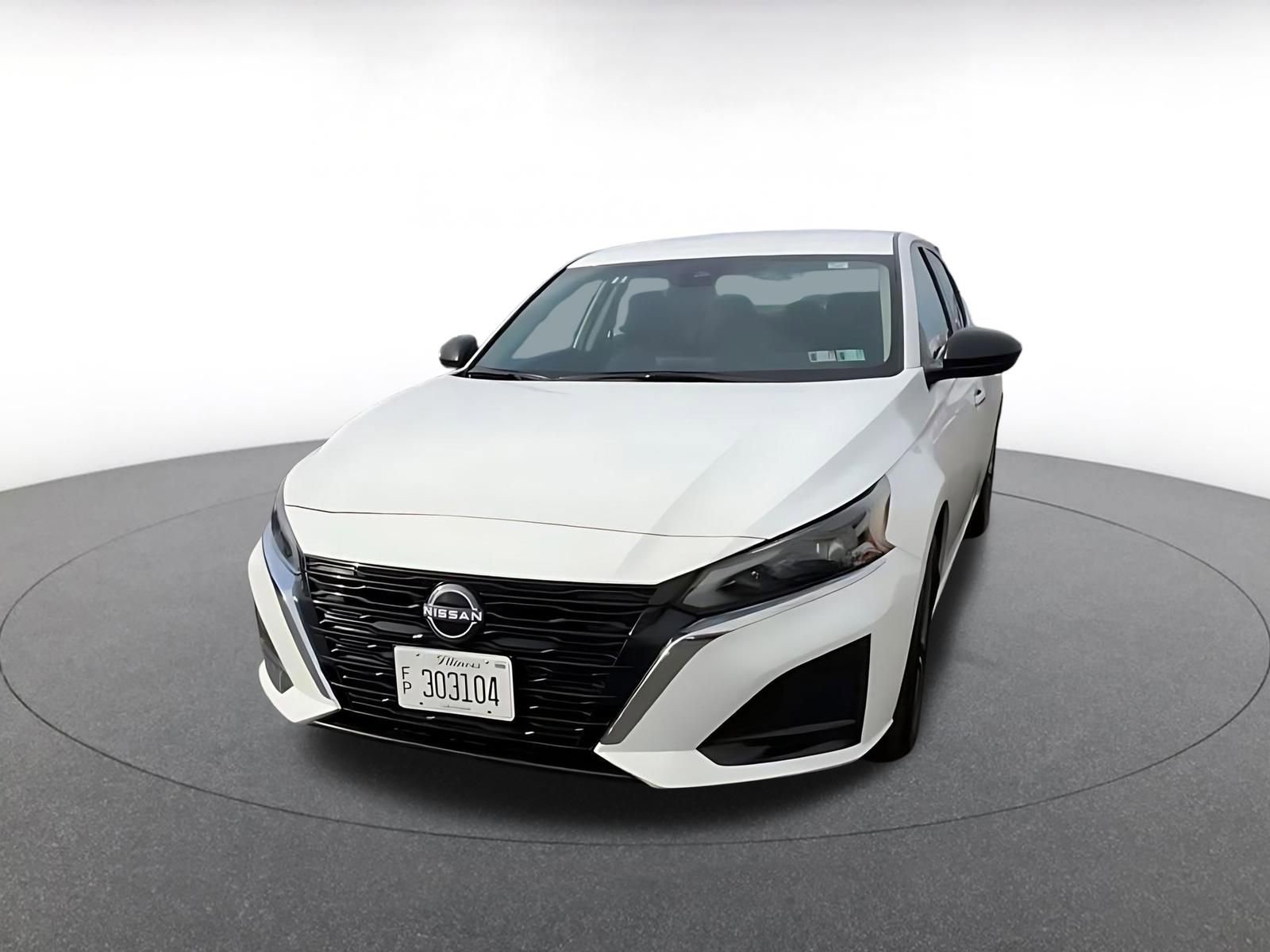 Used 2025 Nissan Altima 2.5 SV FWD image 6