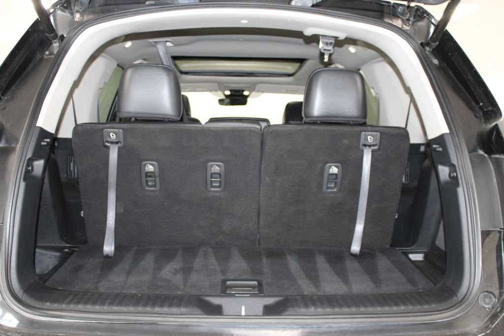Used 2023 Honda Pilot Touring image 9