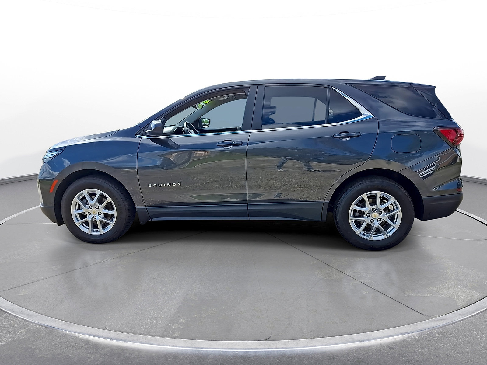 Used 2022 Chevrolet Equinox LT FWD image 5