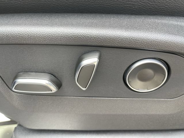 New 2026 GMC Sierra 2500 Denali w/ Denali Reserve Package AWD/4WD image 12
