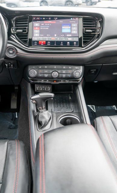 Used 2025 Dodge Durango R/T AWD/4WD image 18