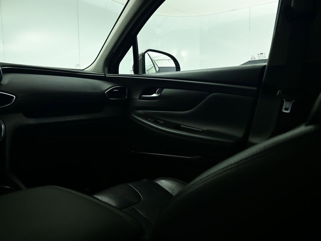 Used 2019 Hyundai Santa Fe Limited image 14