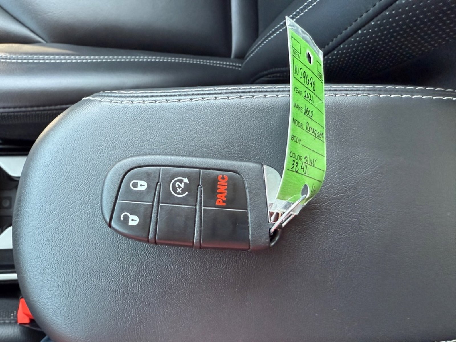 Used 2021 Jeep Renegade Limited image 41