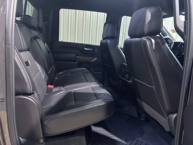 Used 2021 Chevrolet Silverado 3500 High Country image 31