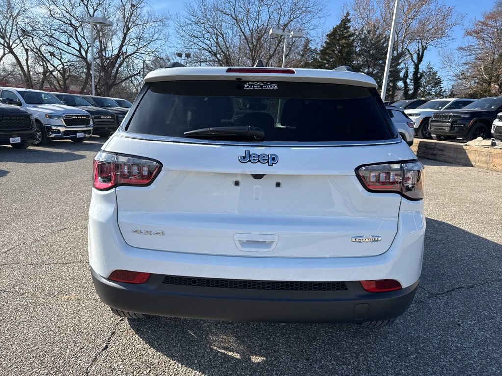 New 2026 Jeep Compass Latitude image 5