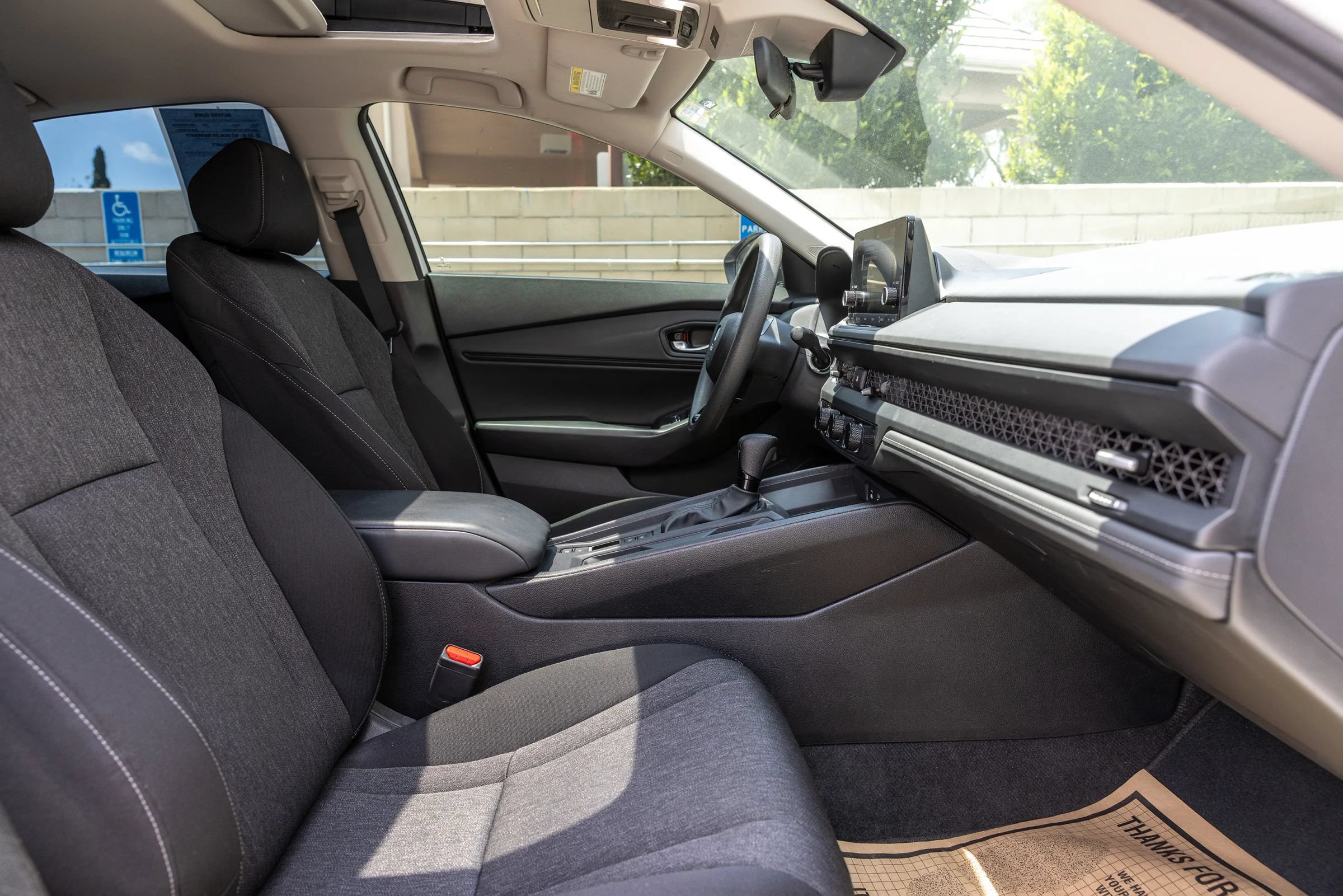 Used 2024 Honda Accord EX image 31