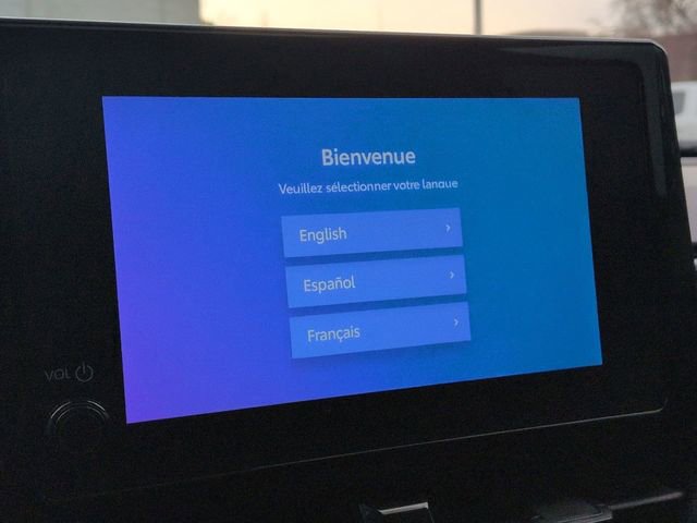 Used 2025 Toyota Corolla Cross AWD Hybrid w/ Moonroof Package image 21