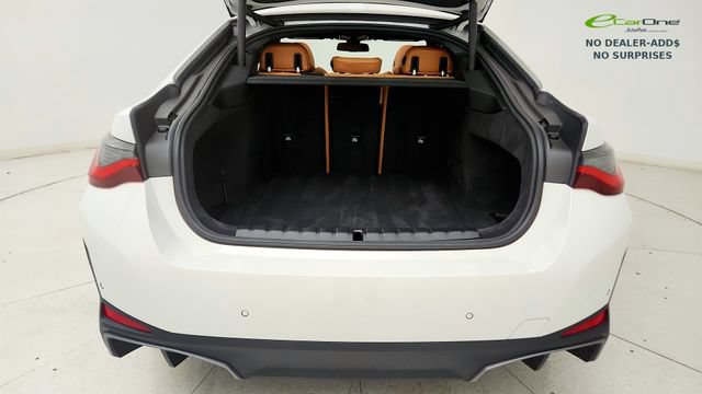 Used 2023 BMW i4 eDrive35 w/ Premium Package RWD image 29