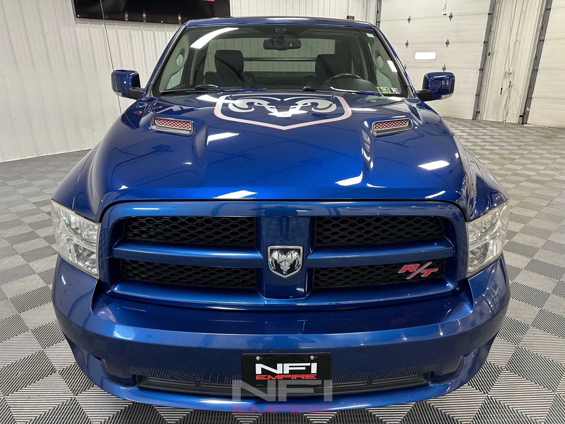 Used 2011 RAM 1500 R/T w/ Remote Start & Security Group RWD image 4