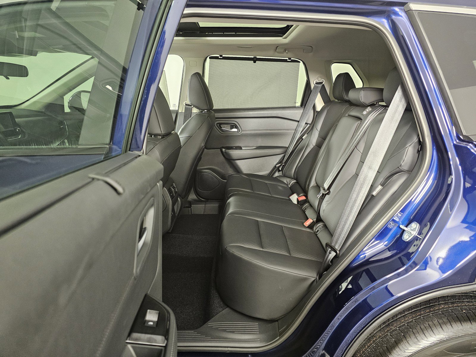 New 2026 Nissan Rogue SV image 18