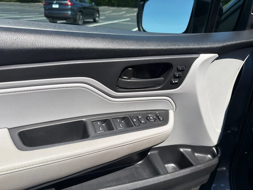 Certified 2018 Honda Odyssey EX-L image 28