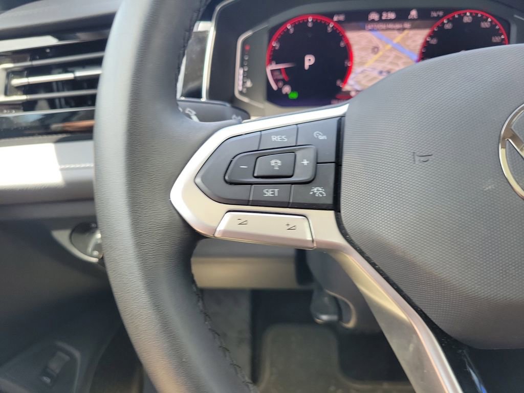 Used 2025 Volkswagen Jetta SEL FWD image 19