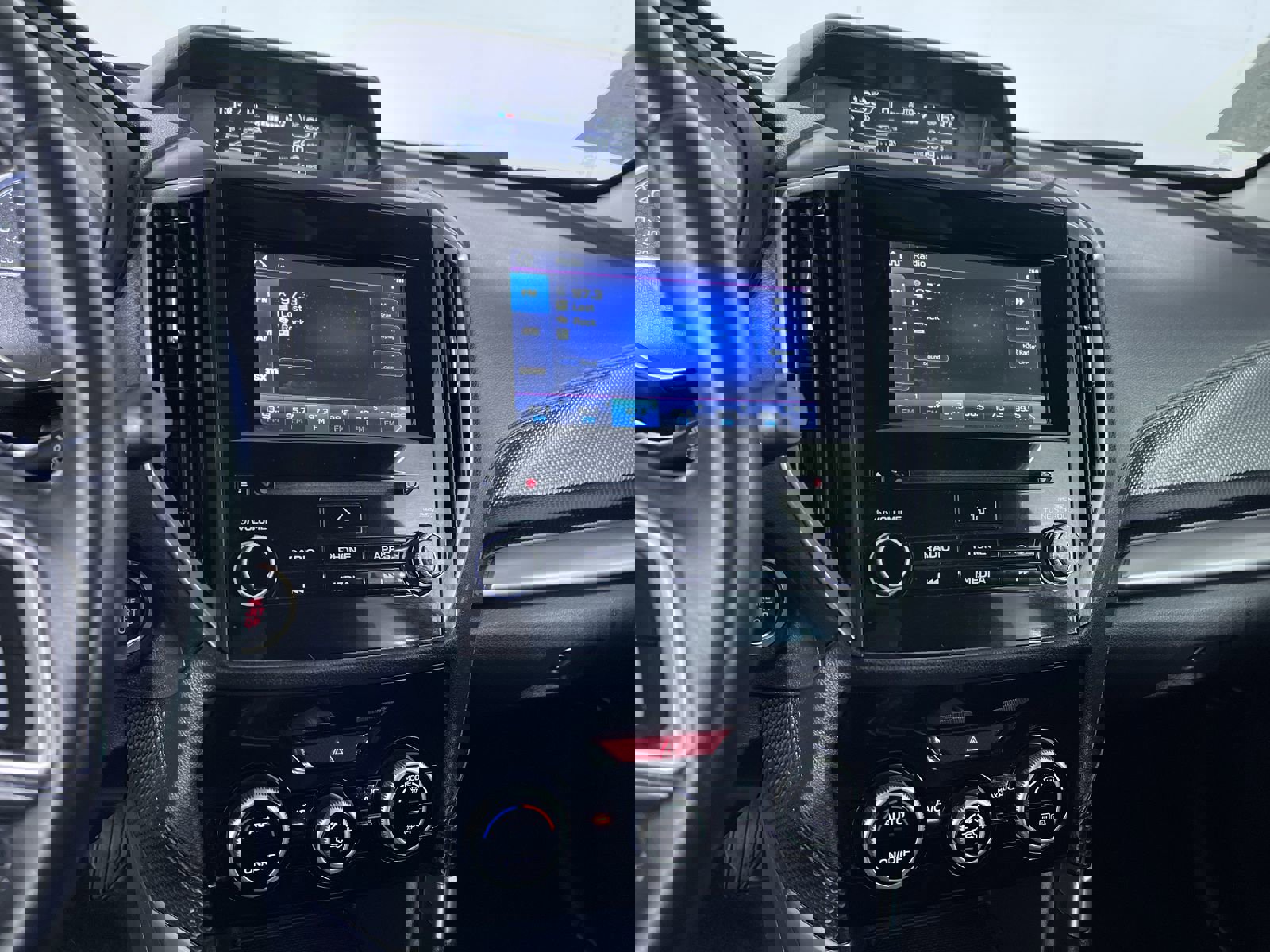 Used 2023 Subaru Forester Premium image 18