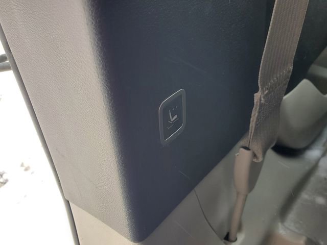 Certified 2024 Chrysler Pacifica Touring-L FWD image 24