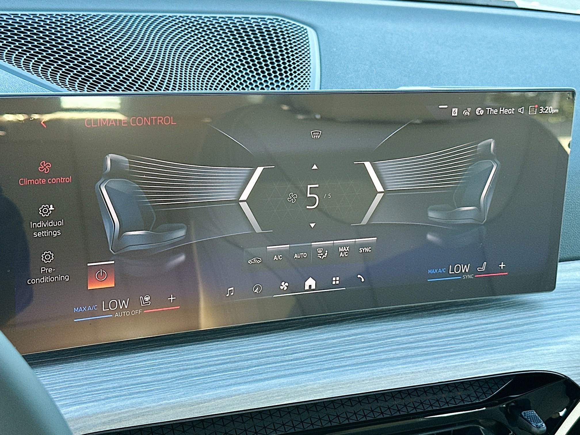 New 2026 BMW 330i 330i w/ Premium Package image 13