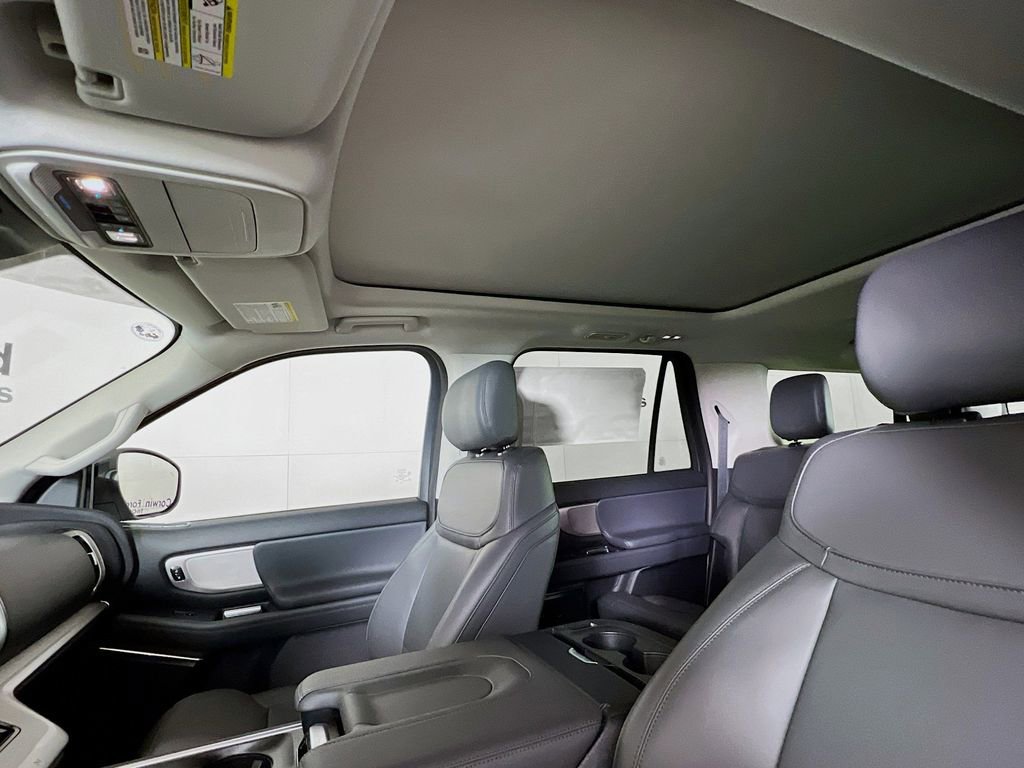 New 2026 Ford Expedition Max Active image 28
