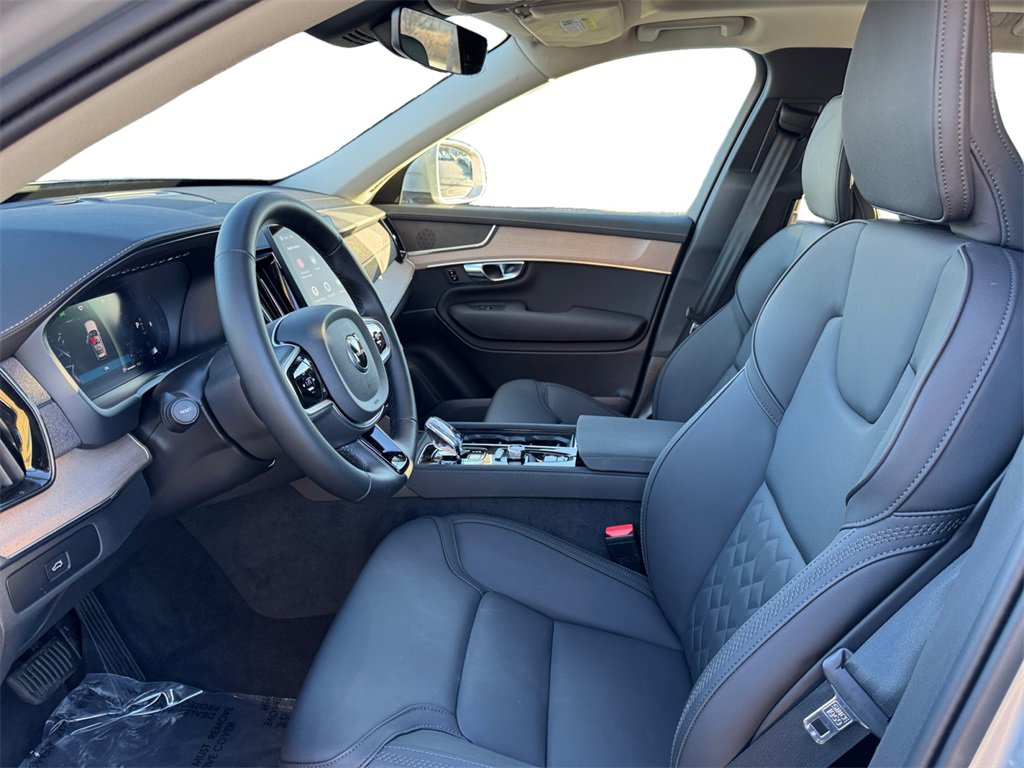 Certified 2025 Volvo XC90 B5 Plus image 11