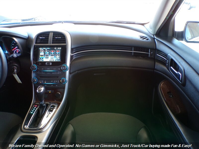 Used 2013 Chevrolet Malibu LT FWD image 31