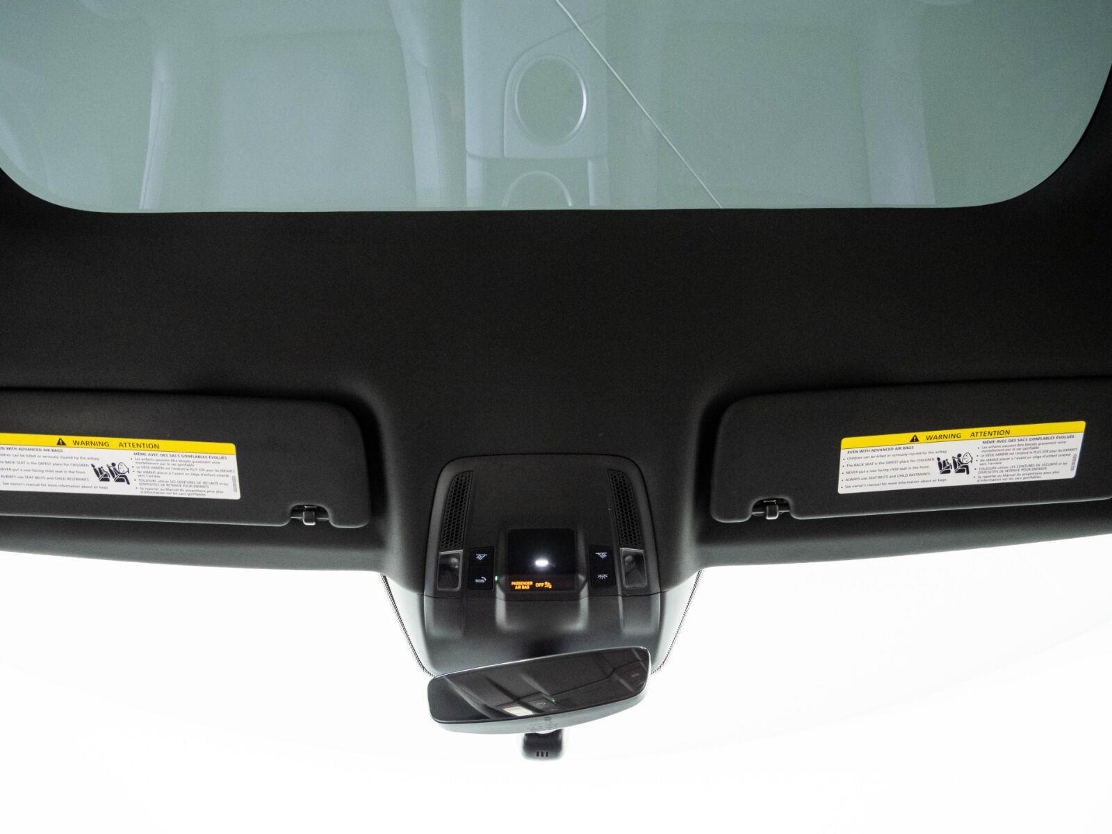 Certified 2023 Porsche Taycan RWD image 18