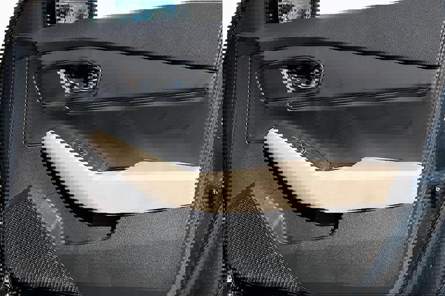 Used 2023 Honda Accord EX image 44