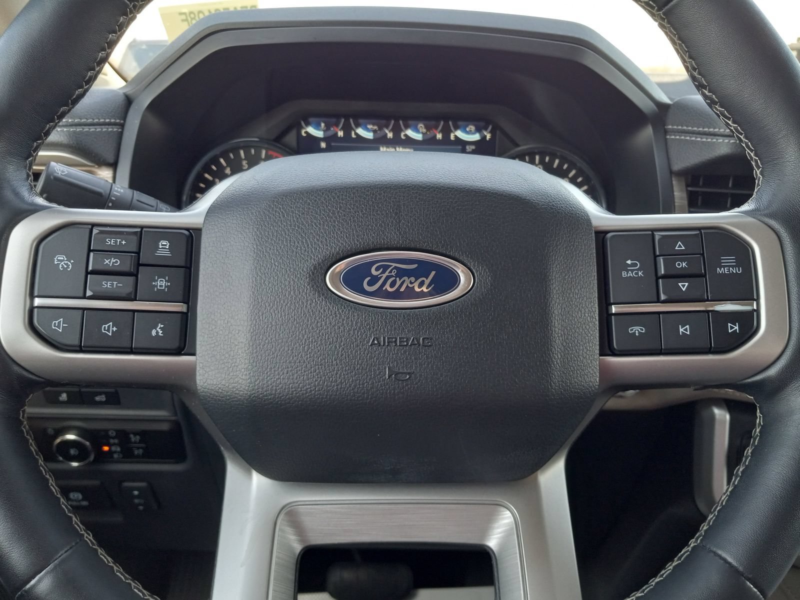 Used 2023 Ford Expedition Limited AWD/4WD image 20