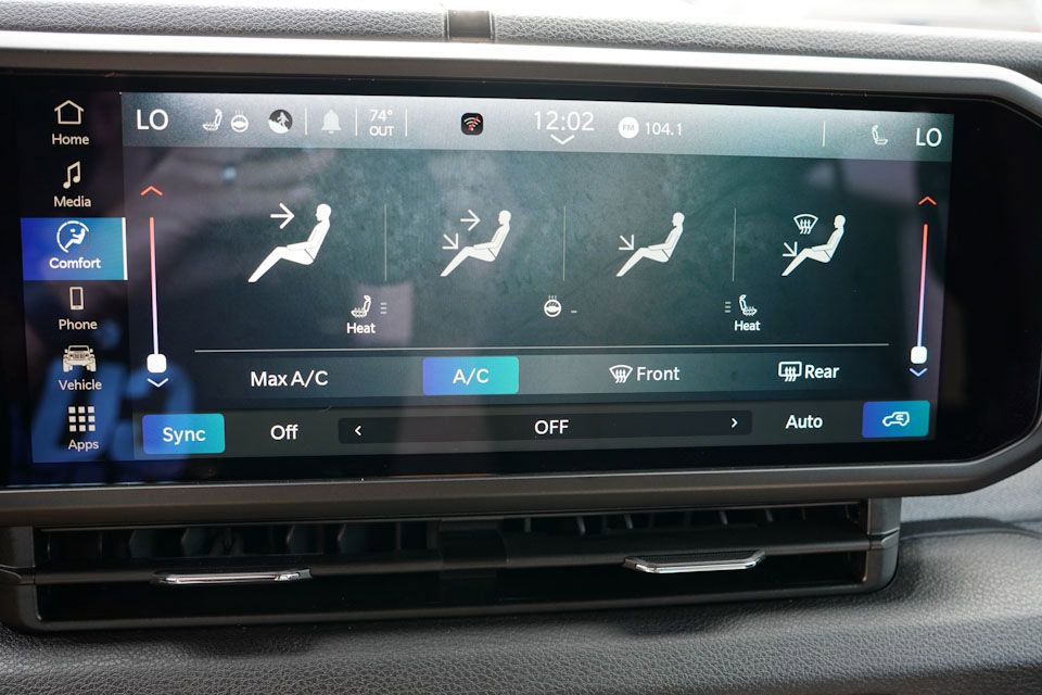 Certified 2024 Jeep Wrangler Sport S image 22