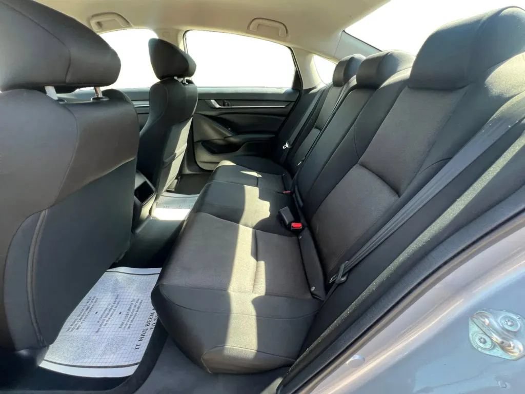Used 2018 Honda Accord LX image 14