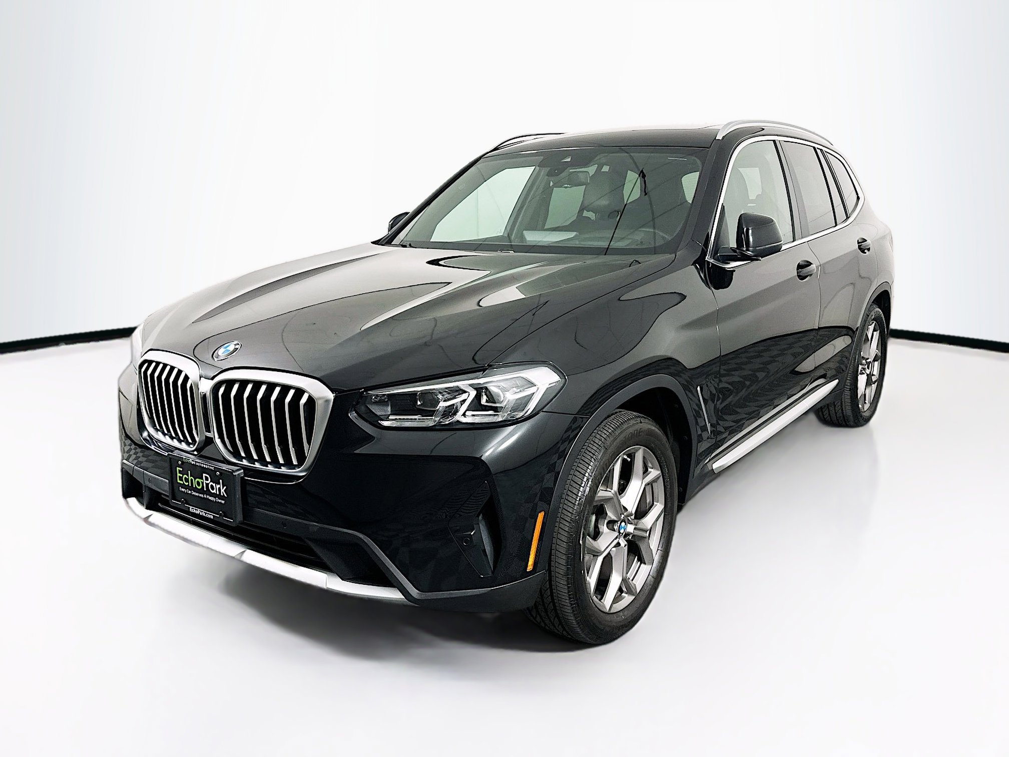 Used 2022 BMW X3 xDrive30i w/ Premium Package image 3