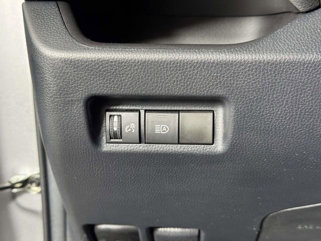 Used 2023 Toyota RAV4 LE AWD/4WD image 19