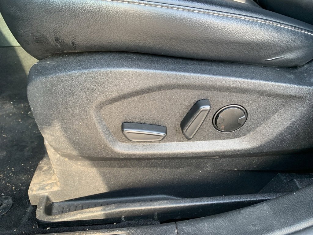 Used 2024 Ford Edge SEL w/ Convenience Package image 16