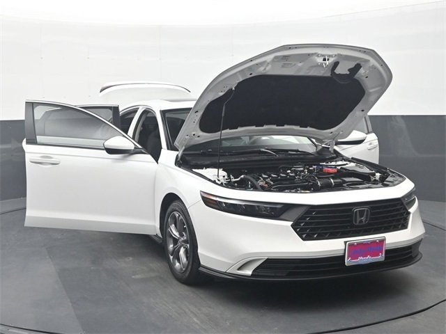 Used 2024 Honda Accord EX image 37