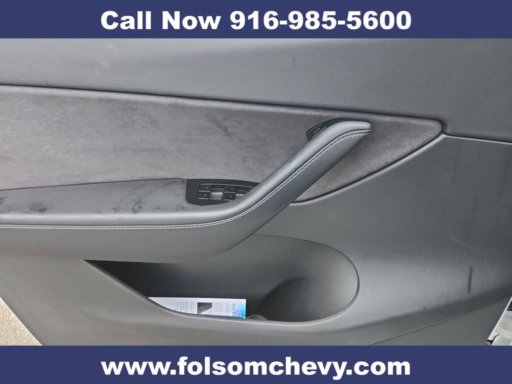 Used 2020 Tesla Model Y Long Range image 23