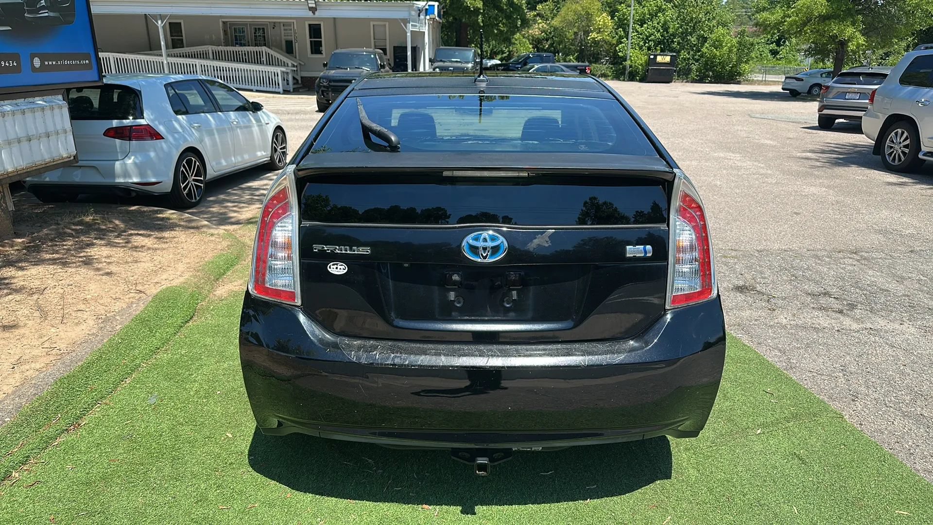 Used 2014 Toyota Prius Four w/ Solar Roof Package FWD image 7