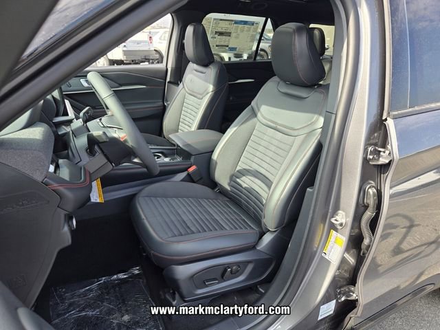 New 2026 Ford Explorer ST-Line w/ ST-Line Street Pack image 5