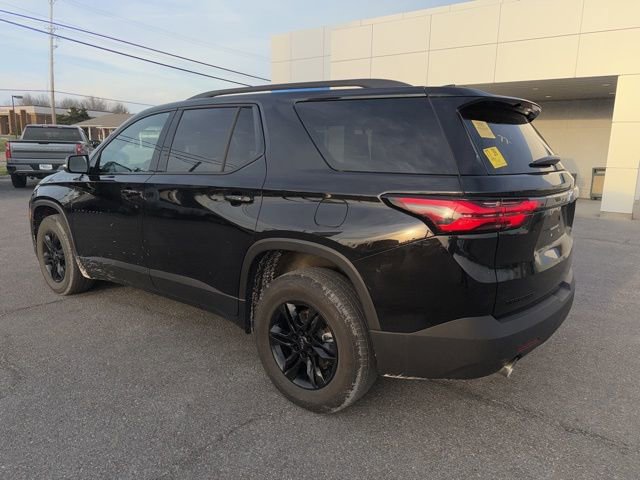 Used 2023 Chevrolet Traverse LT image 16