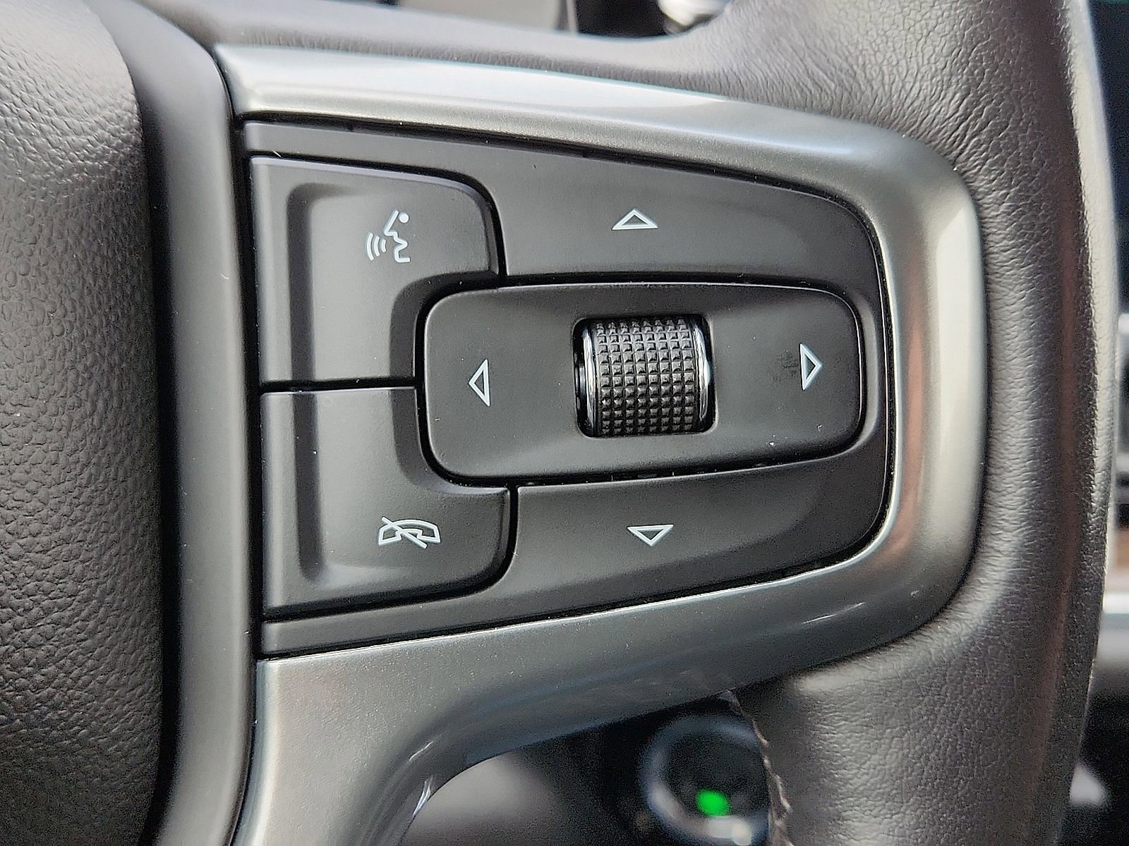 Used 2023 Chevrolet Silverado 1500 RST w/ Convenience Package II image 18