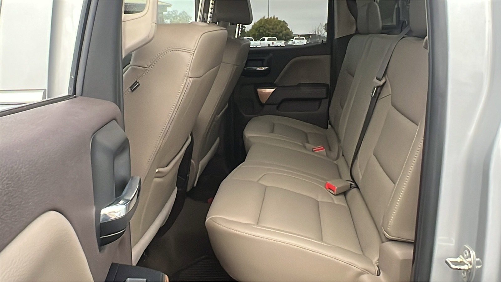 Used 2018 Chevrolet Silverado 2500 LTZ w/ LTZ Plus Package image 19