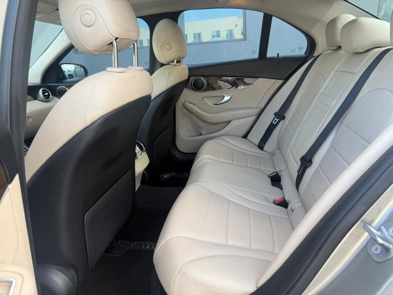Used 2019 Mercedes-Benz C 300 Sedan image 16
