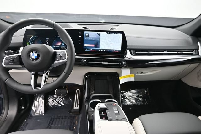 New 2026 BMW X2 xDrive28i w/ Technology Package AWD/4WD image 14