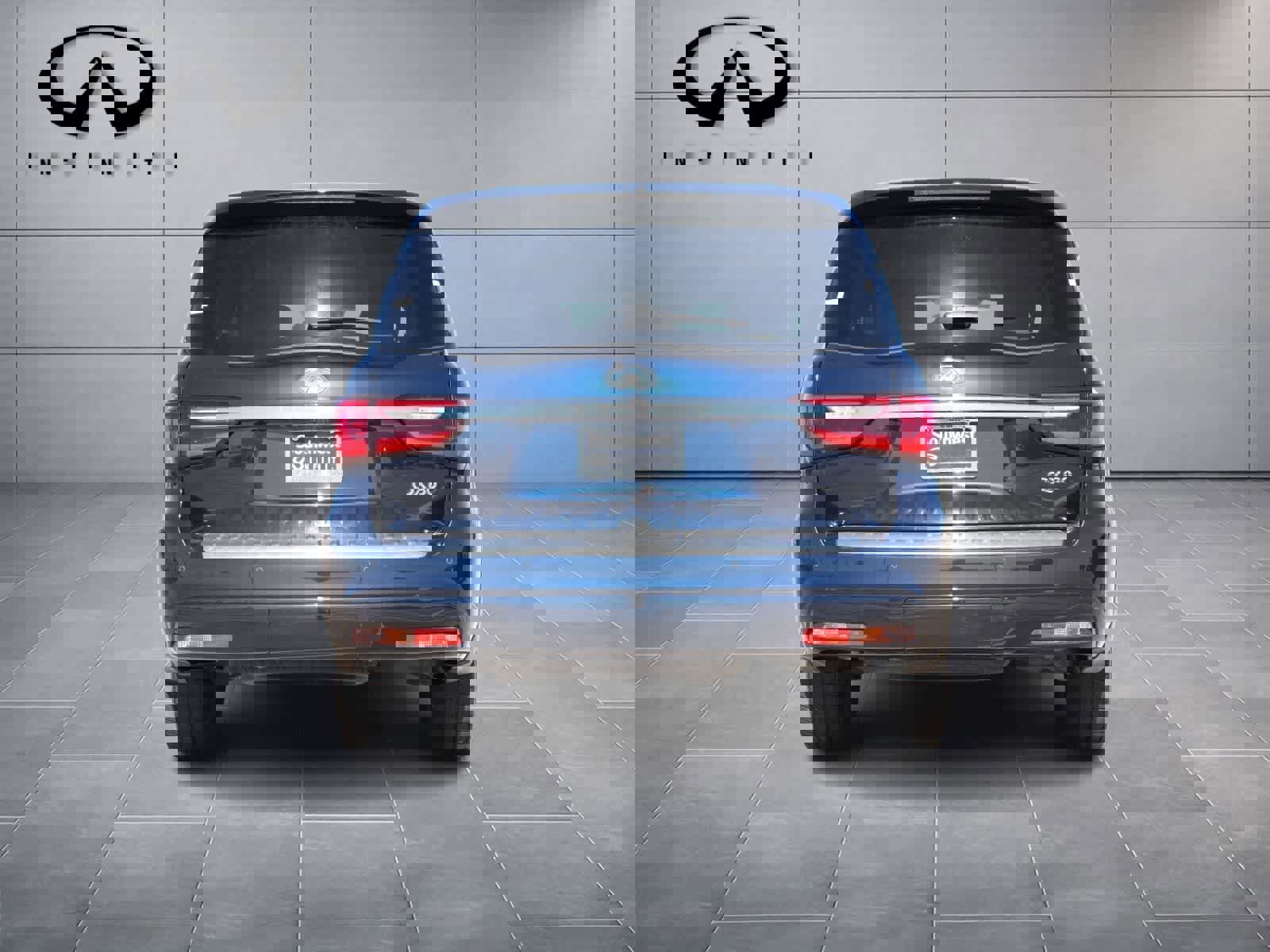 Used 2019 INFINITI QX80 Luxe w/ 22" Wheel Package image 6