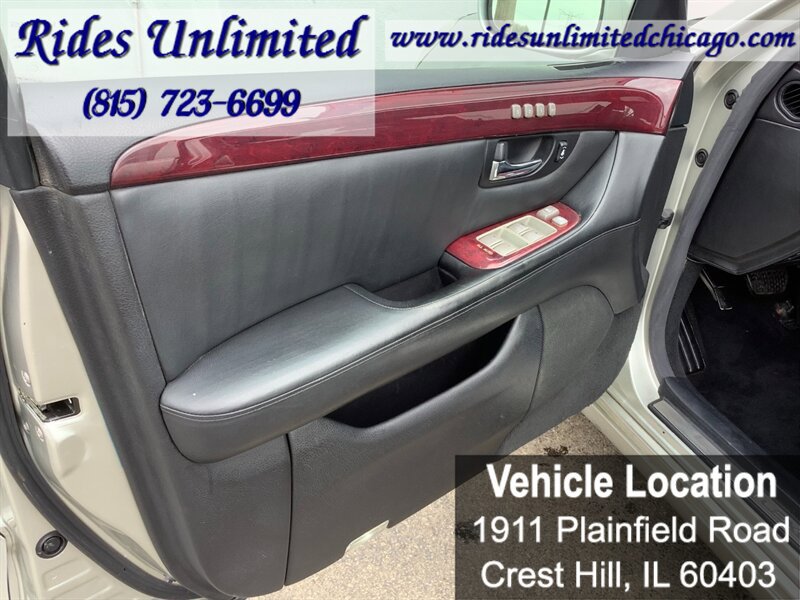 Used 2002 Lexus LS 430 RWD image 6
